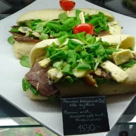 Fromage, Budapest - Étel/ital