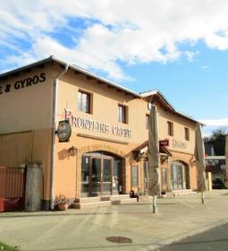 Frontline Caffe & Bar