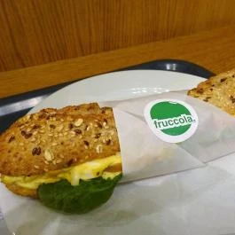 Fruccola - Kristóf tér Budapest - Étel/ital