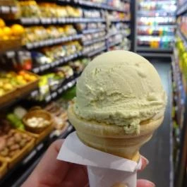 Füge Bolt & Kávézó Budapest - Étel/ital