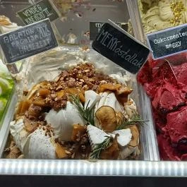 Füge Fagyiudvar & Kávézó, Veszprém - Étel/ital