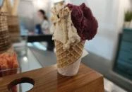 Füge Fagyiudvar & Kávézó Veszprém Füge Fagyiudvar & Kávézó Veszprém