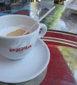 Füredi Finomságok Kávézó-Fagyizó