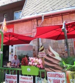 Füredi Finomságok Kávézó-Fagyizó