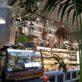 Fürge Páva Monor - Belső