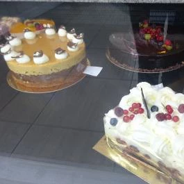 G&D Kézműves Cukrászda & Pékség Gyöngyös - Étel/ital