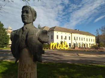 Galamb József mellszobor Makó