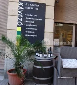 Galéria 12 Kávézó & Borbár