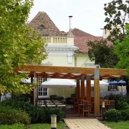 Galéria Étterem Szolnok - Külső kép