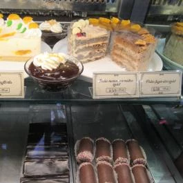 Gara Cukrászda Piac utca Debrecen - Egyéb