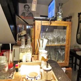 Gdansk Könyvesbolt & Büfé Budapest - Belső