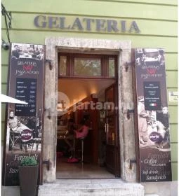 Gelateria No. 7.
