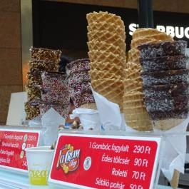 Gelato - Ice Cream Shop - Corvin Plaza Budapest - Étel/ital