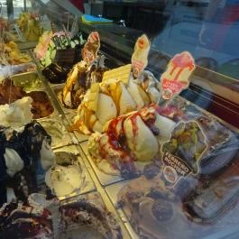 Gelato - Ice Cream Shop - Corvin Plaza Budapest - Étel/ital