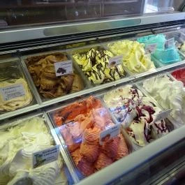 Geleta Cukrászda Balatonlelle - Étel/ital