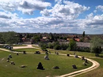 Geológusok Kertje Tata