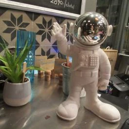 Gepárd & Űrhajó Borbár Budapest - Egyéb