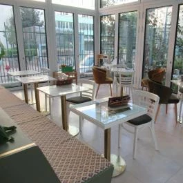 Geraldine – Auguszt Múzeumkert Budapest - Egyéb