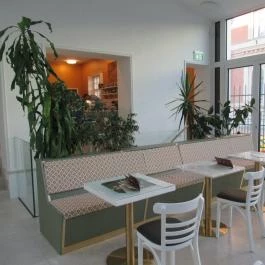 Geraldine – Auguszt Múzeumkert Budapest - Egyéb