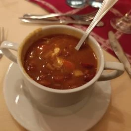 Geréby Kúria Hotel és Lovasudvar étterme Lajosmizse - Étel/ital