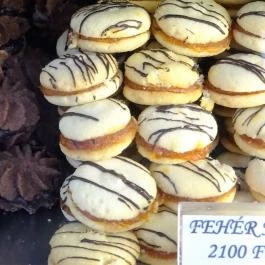 Gina Cukrászda - Lehel Csarnok Budapest - Étel/ital