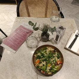 Ginger & Paris, Budapest - Étel/ital