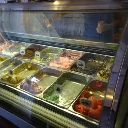 Gino Ginelli Fagylaltozó, Gyöngyös - Étel/ital