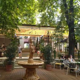 Giulia Budapest - Belső