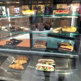 Gloria Jeans Coffee - Arena Mall Budapest - Étel/ital