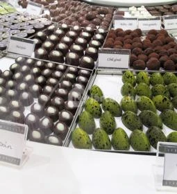 Stühmer Márkabolt, Cukrászda & Cremeria - Gobuda