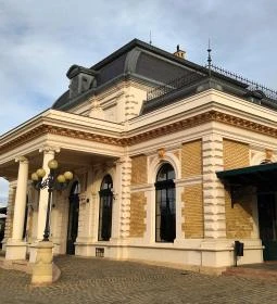 Gödöllői Királyi Váró