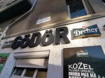 Gödör Söröző Budapest