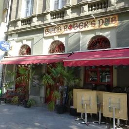 Gold Roger's Pub Budapest - Külső kép