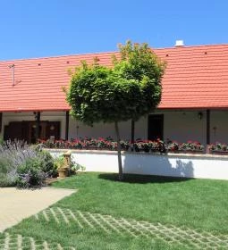 Gólyafészek Cukrászda