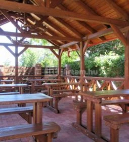 Gólyafészek Cukrászda