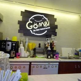 Gömbi Streetfood Budapest - Belső
