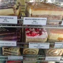 Gondola Cukrászda Budapest - Étel/ital