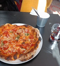 Goodbar Buda (Pizza & Burger)