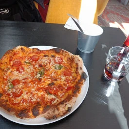 Goodbar Buda (Pizza & Burger), Budapest - Étel/ital