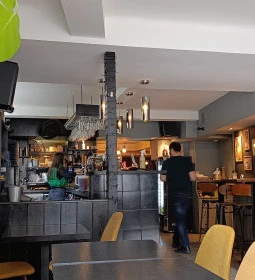 Goodbar Buda (Pizza & Burger)