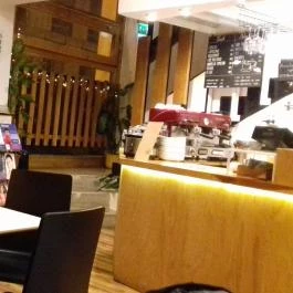 Görbe Bögre Kávézó Budapest - Belső