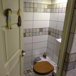 Gossip Coffee Budapest - Mosdó