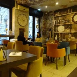 Gossip Coffee Budapest - Belső