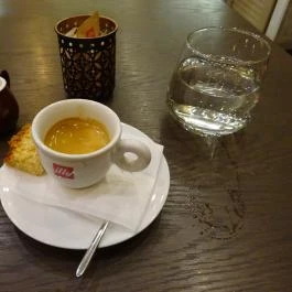 Gossip Coffee Budapest - Étel/ital