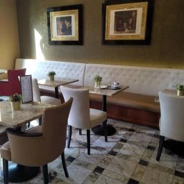 Gottwald Cafe, Tata - Belső