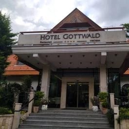 Gottwald Hotel étterme Tata - Egyéb