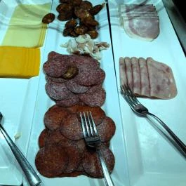 Gottwald Hotel étterme Tata - Étel/ital