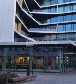 Gourmenza - Green Court