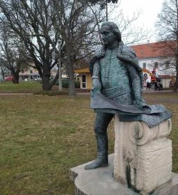 Grassalkovich Antal szobra