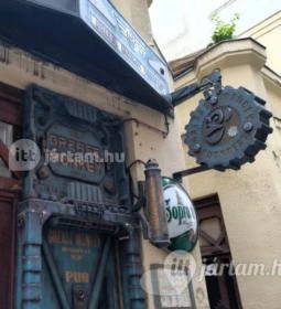 Grease Monkey Budapest